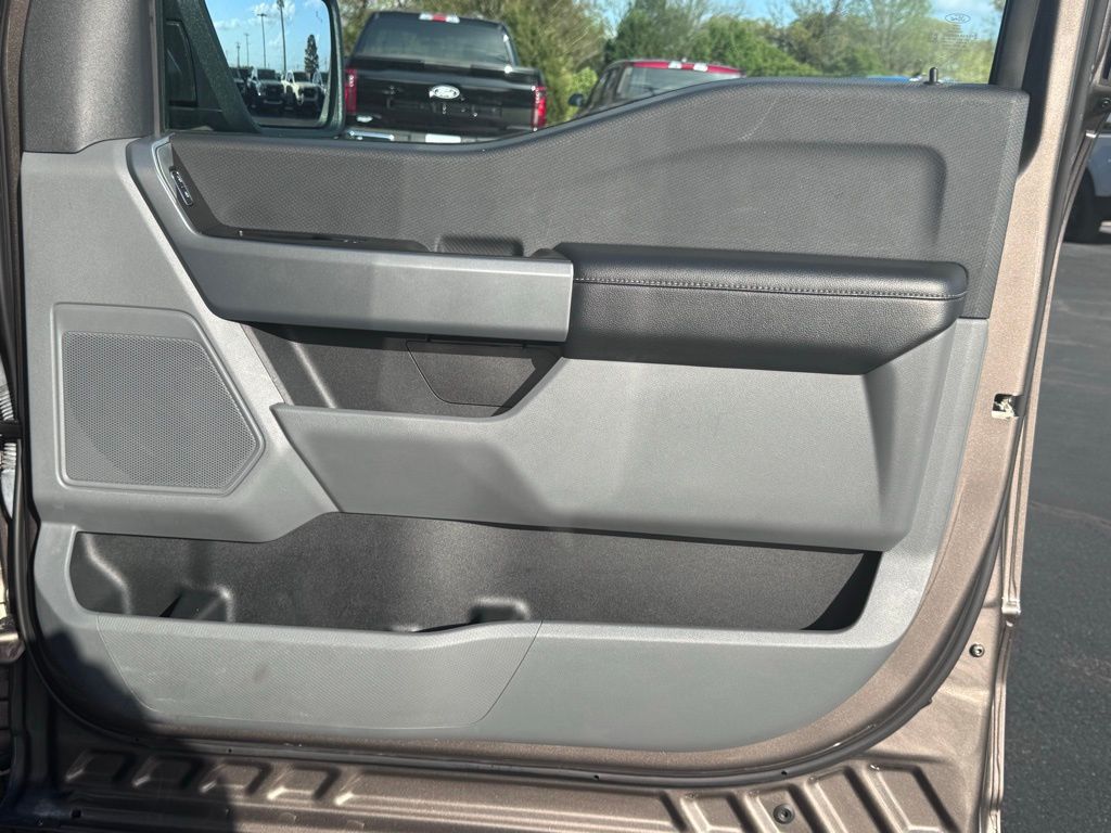 2023 Ford F-150 XLT - Photo 23