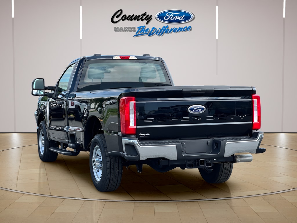 2025 Ford F-350 Super Duty XL - Photo 6