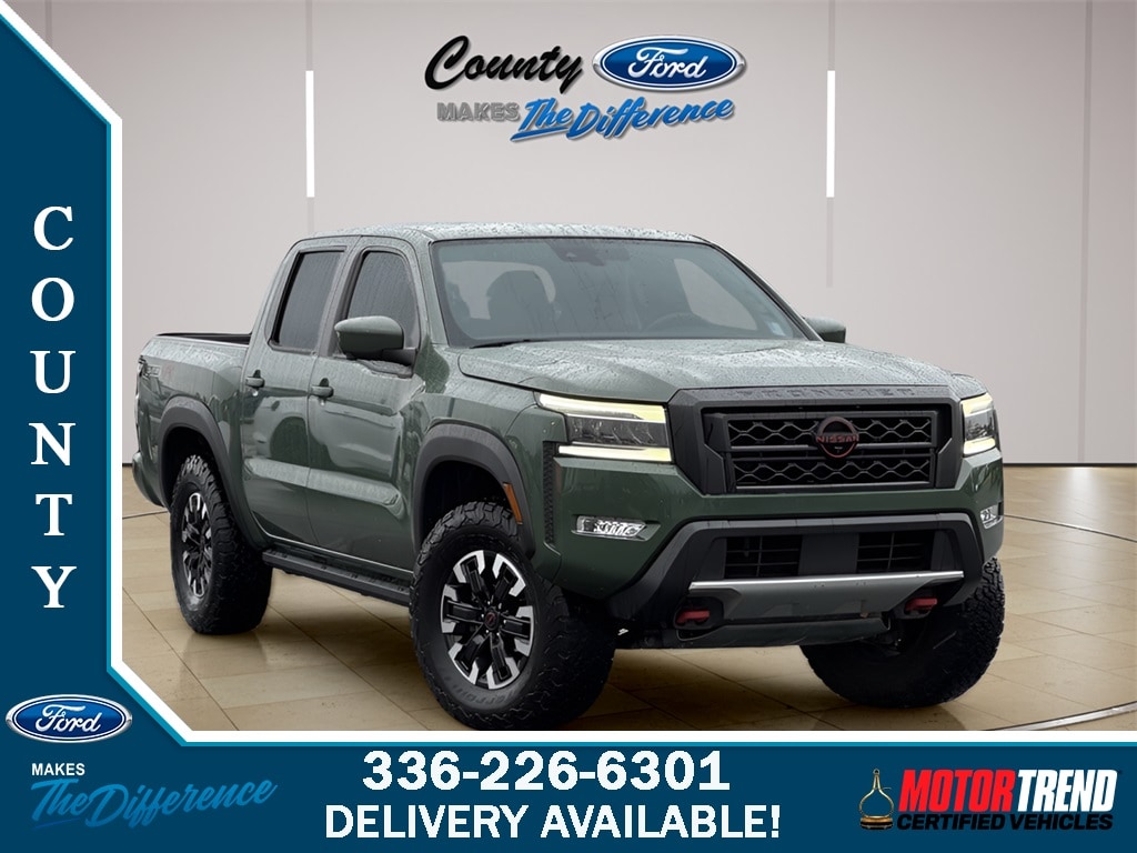 2022 Nissan Frontier PRO-4X's photo