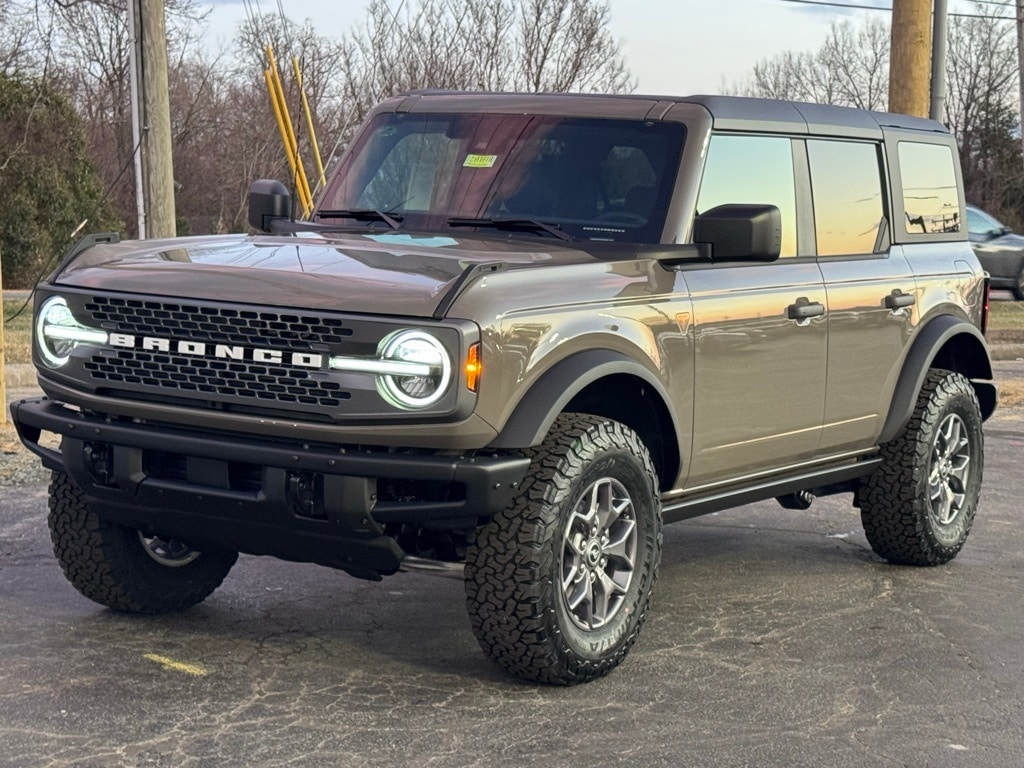 New 2025 Ford Bronco Badlands SUV