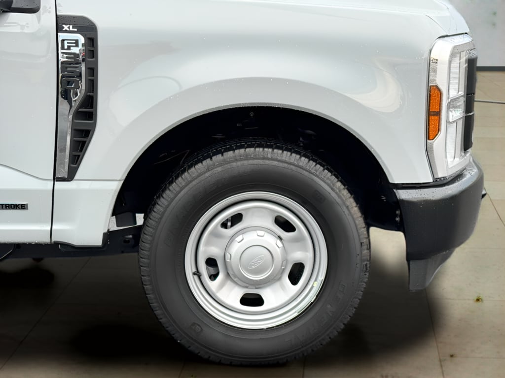 2025 Ford F-350 Super Duty XL - Photo 35