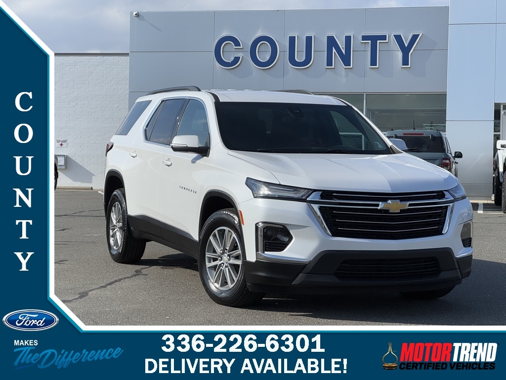 Used 2023 Chevrolet Traverse LT SUV