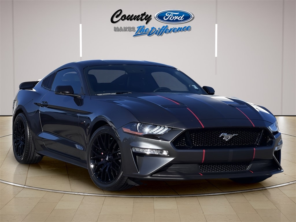 2020 Ford Mustang Coupe 