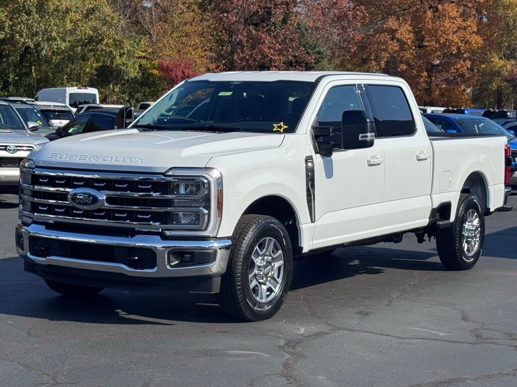 New 2026 Ford F-350SD Lariat Truck