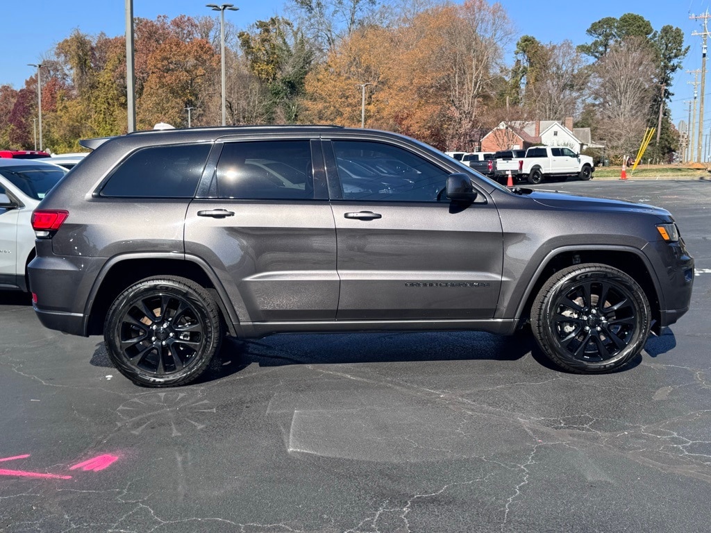 Used 2020 Jeep Grand Cherokee Altitude SUV