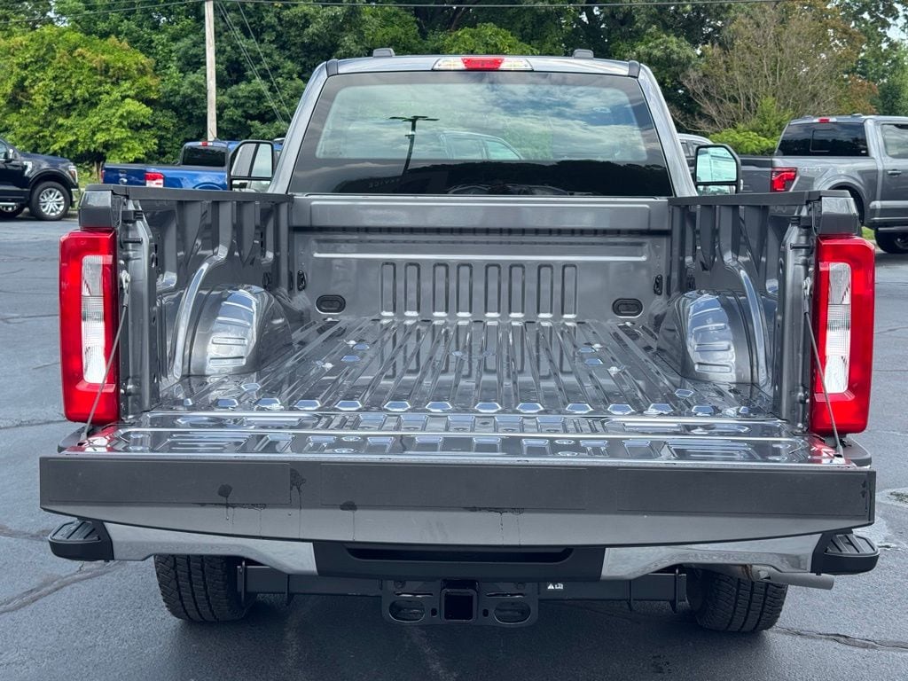 2025 Ford F-350 Super Duty XL - Photo 36