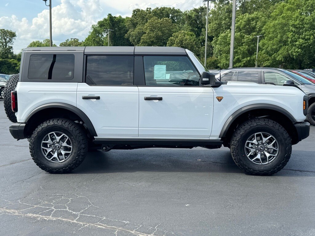 New 2025 Ford Bronco Badlands SUV