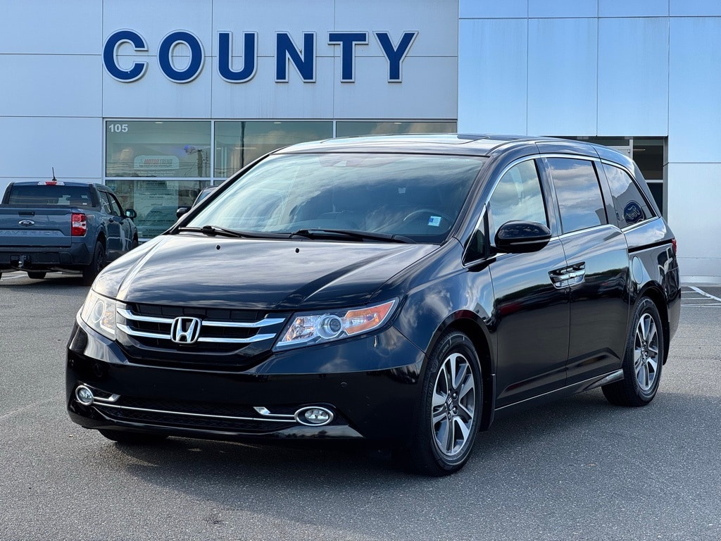 Used 2016 Honda Odyssey Touring with VIN 5FNRL5H96GB069740 for sale in Graham, NC