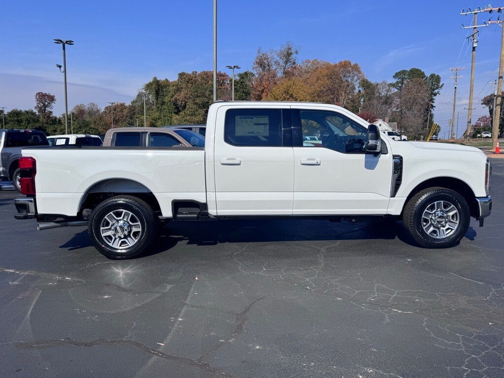 New 2026 Ford F-350SD Lariat Truck