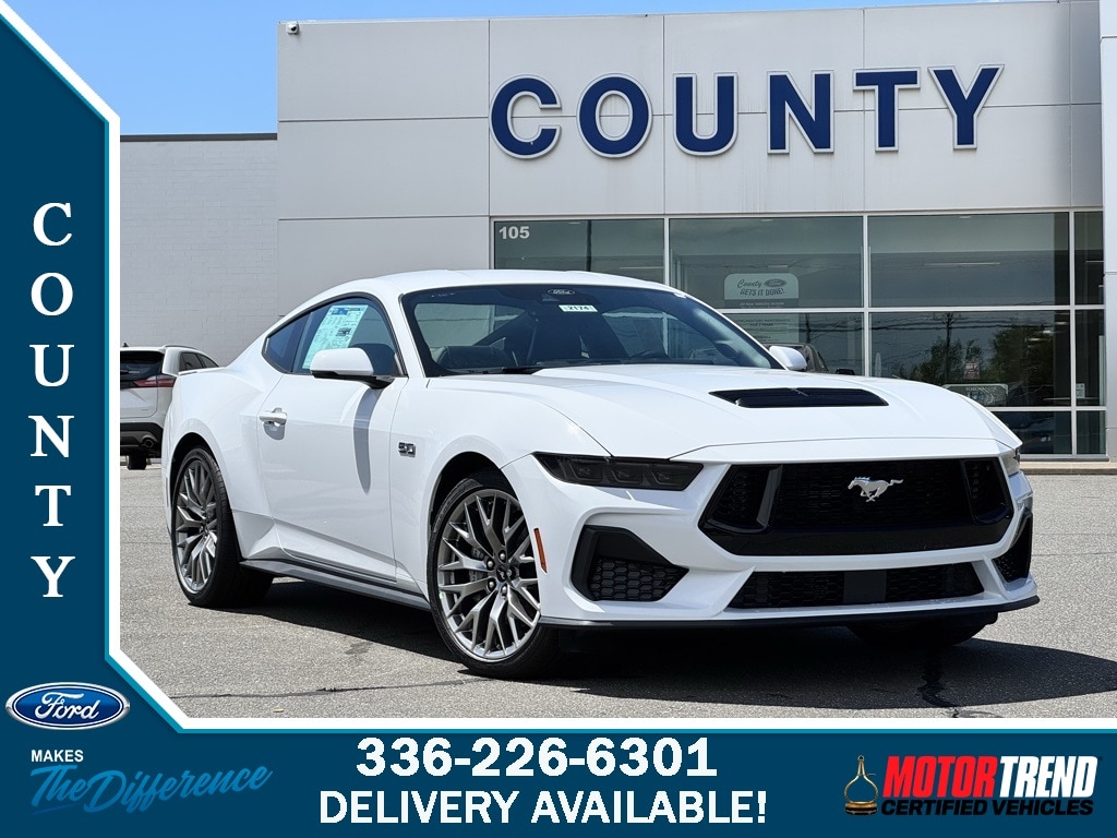 2025 Ford Mustang Coupe 