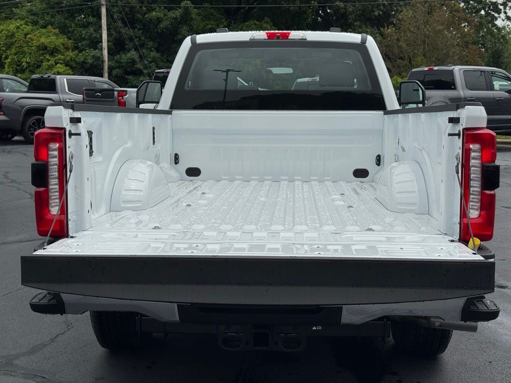 2025 Ford F-350 Super Duty XL - Photo 36