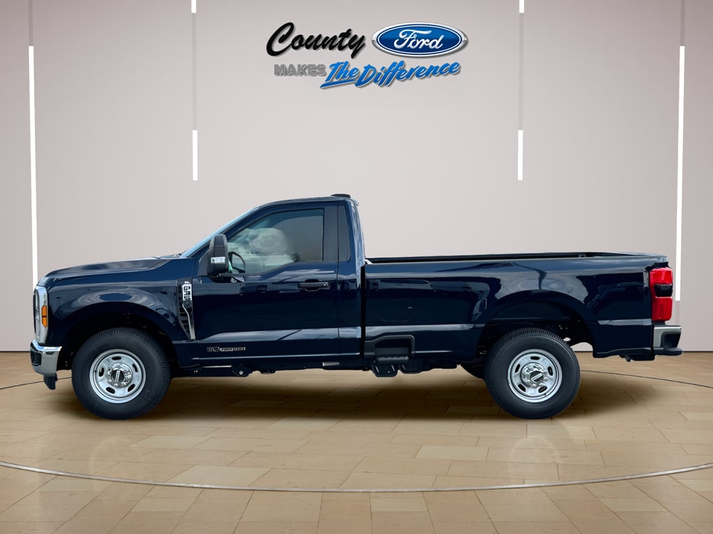 2025 Ford F-350 Super Duty XL - Photo 12