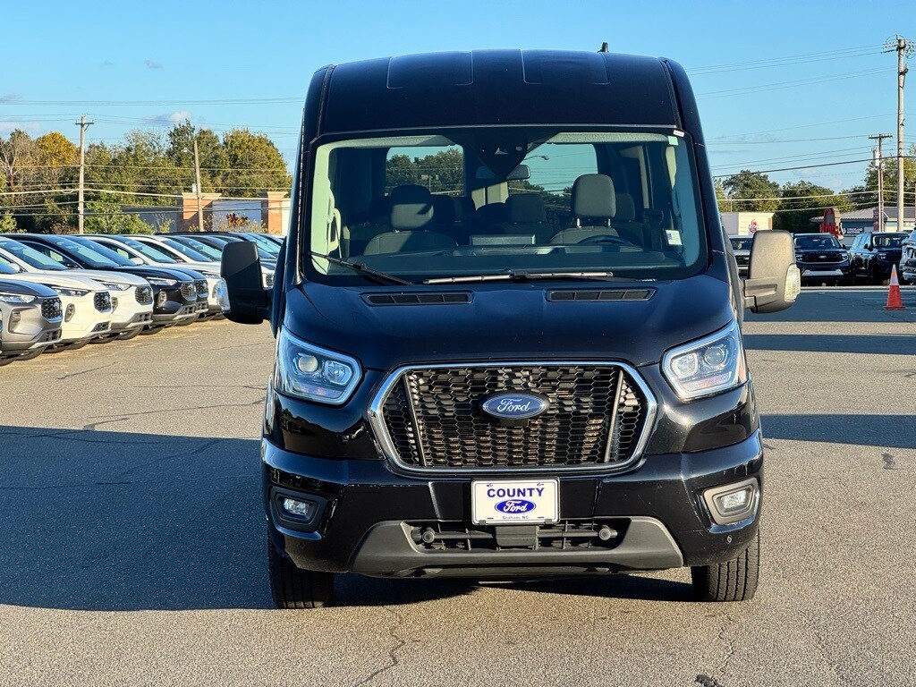 2023 Ford Transit photo 4
