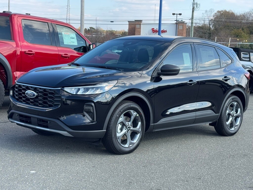 2025 Ford Escape Hybrid ST-Line photo 2