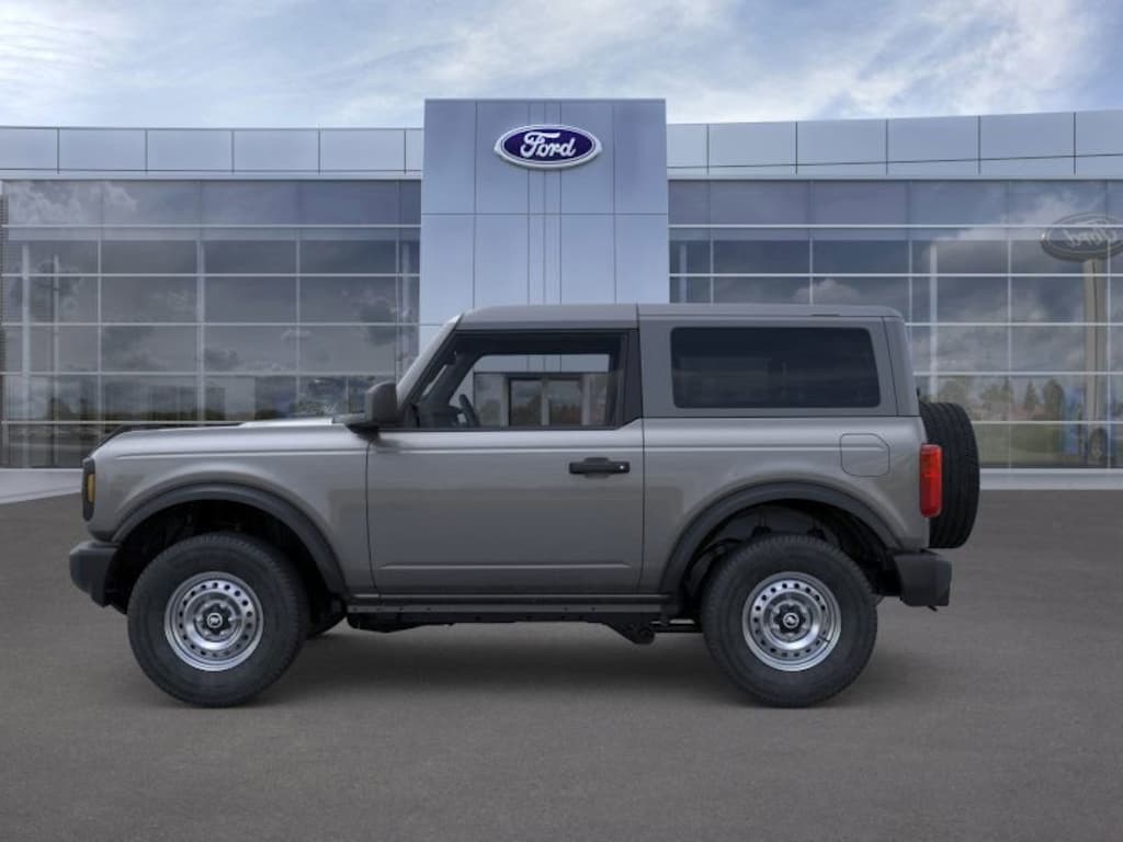 New 2025 Ford Bronco Base SUV