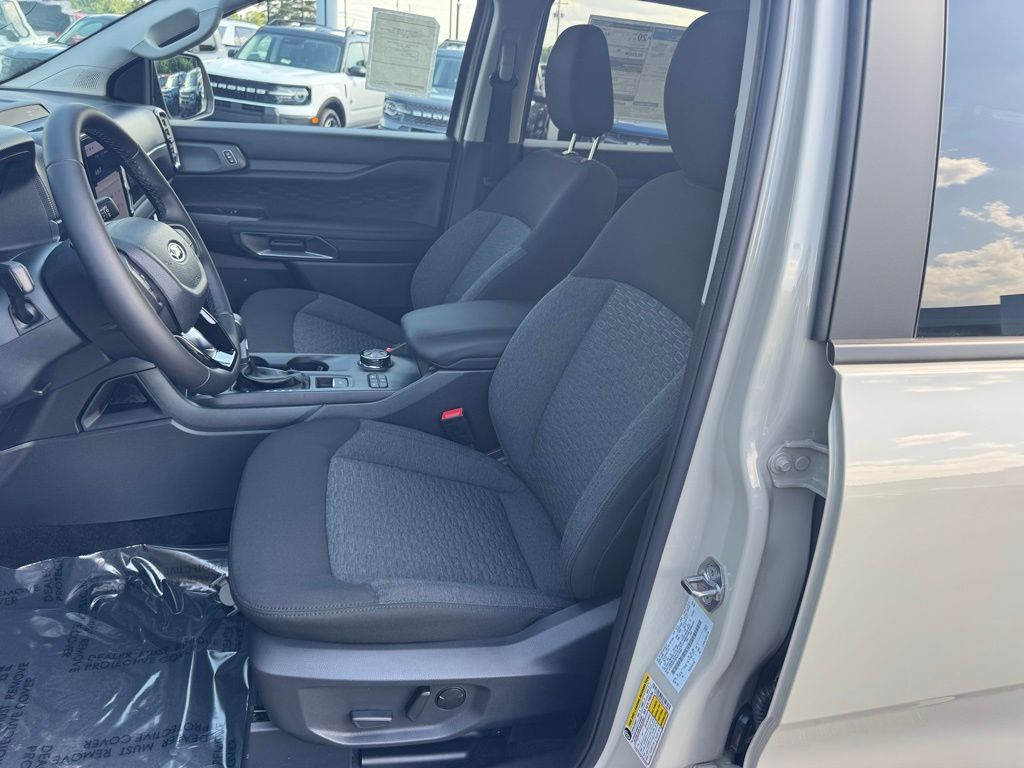 2025 Ford Ranger XLT - Photo 18