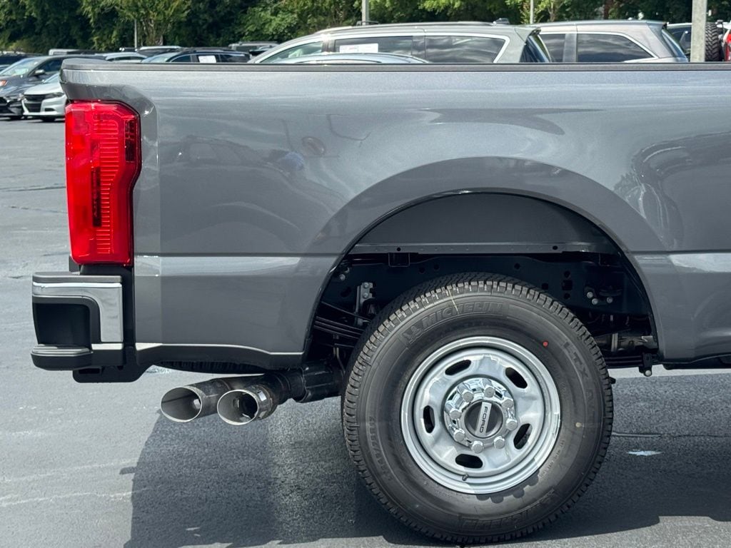 2025 Ford F-350 Super Duty XL - Photo 39