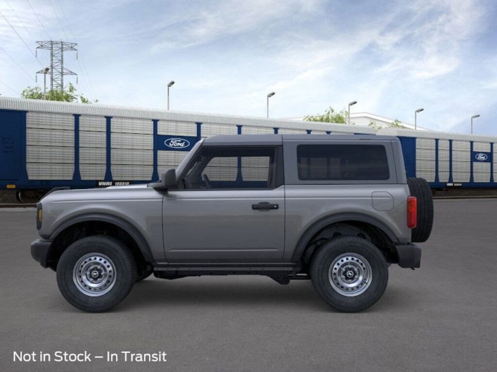 New 2025 Ford Bronco Base SUV