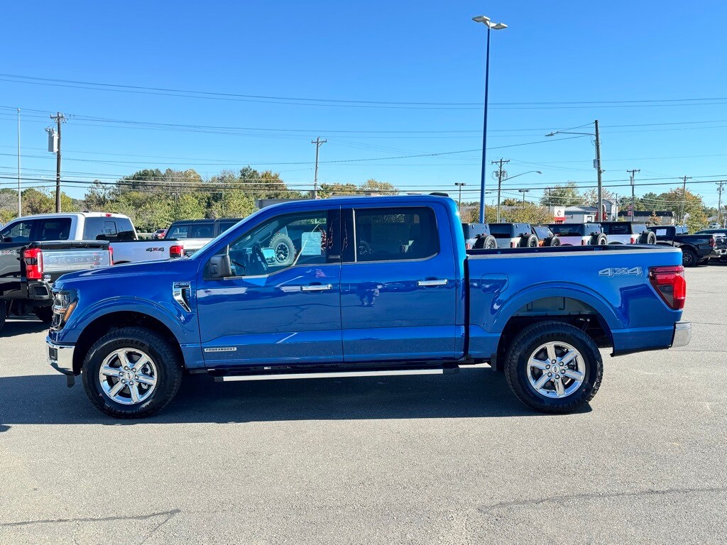 2025 Ford F-150 XLT photo 3