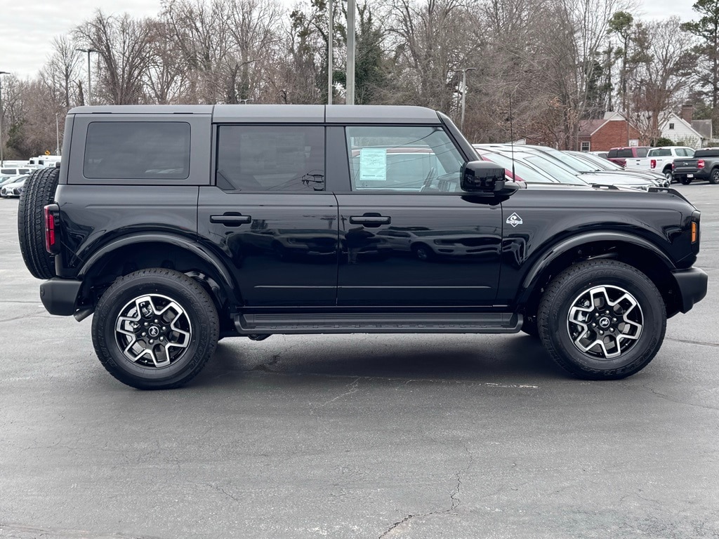 New 2025 Ford Bronco Outer Banks SUV