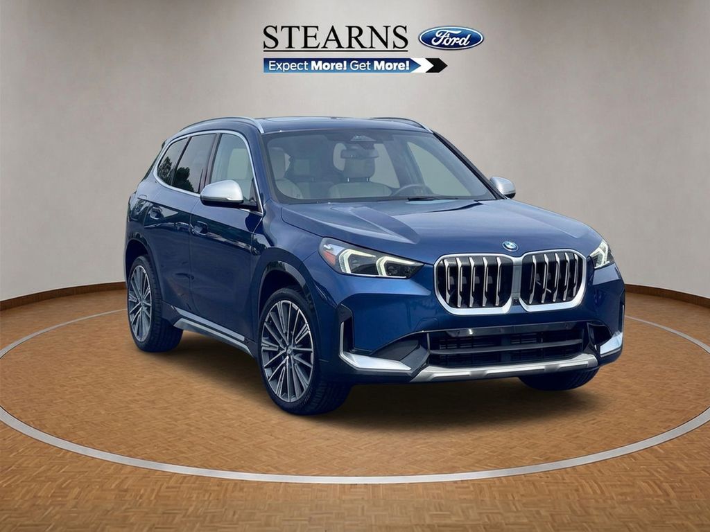 2023 BMW X1