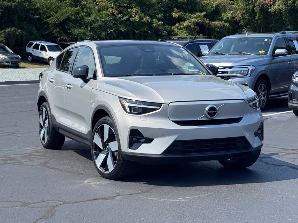 2023 Volvo C40 Recharge Pure Electric