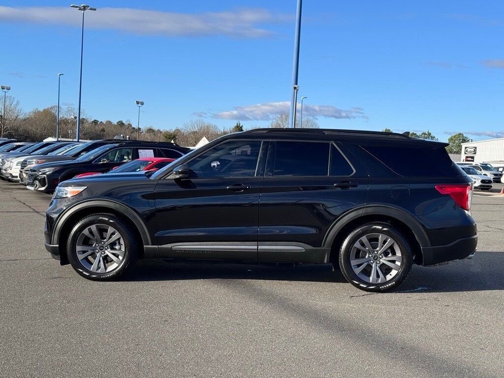 Used 2022 Ford Explorer XLT SUV