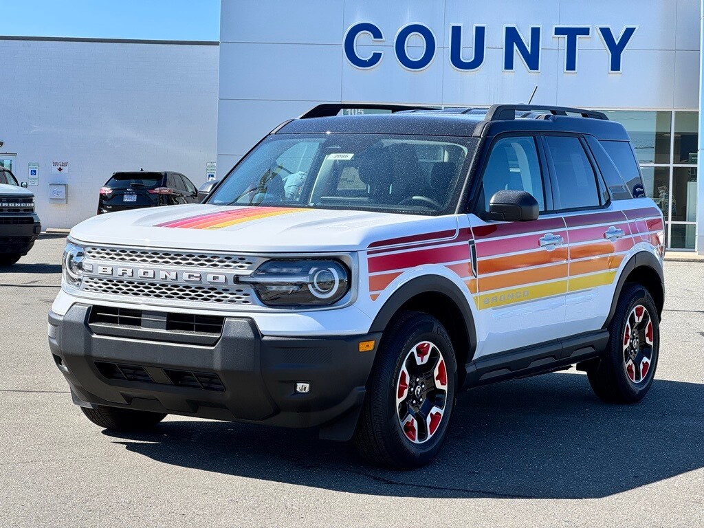 2025 Ford Bronco Sport Free Wheeling photo 2