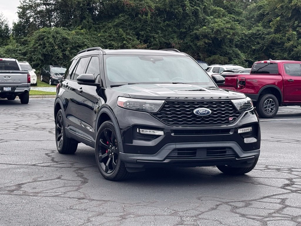 2021 Ford Explorer SUV 