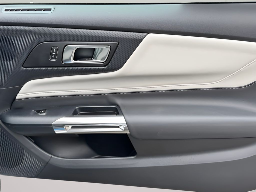 2025 Ford Mustang EcoBoost Premium Convertible - Photo 35