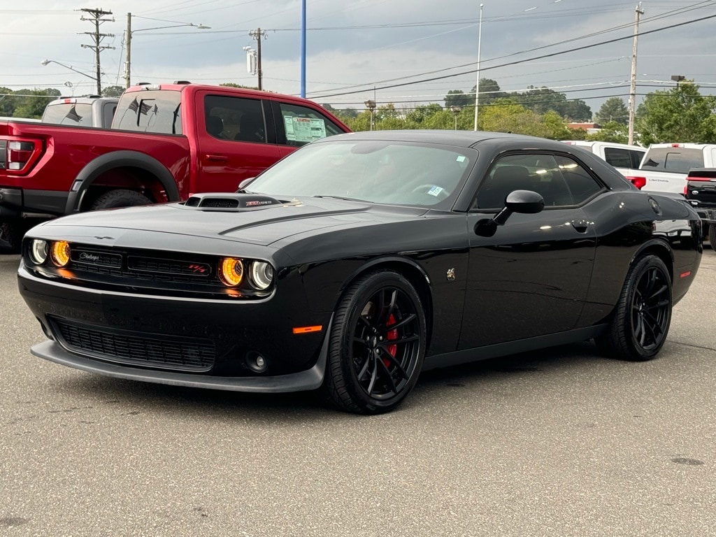 Used 2019 Dodge Challenger R/T with VIN 2C3CDZFJ9KH587050 for sale in Graham, NC