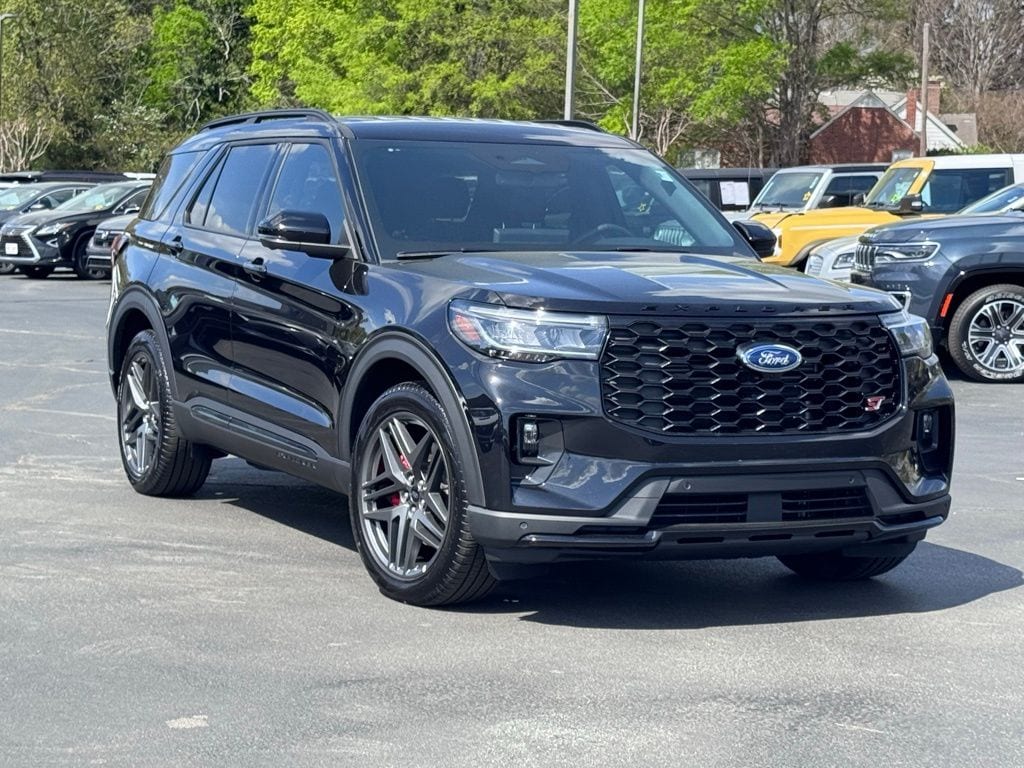 2025 Ford Explorer