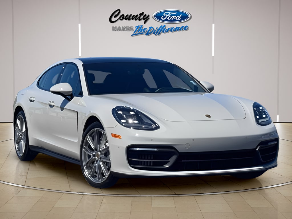 2021 Porsche Panamera 4's photo