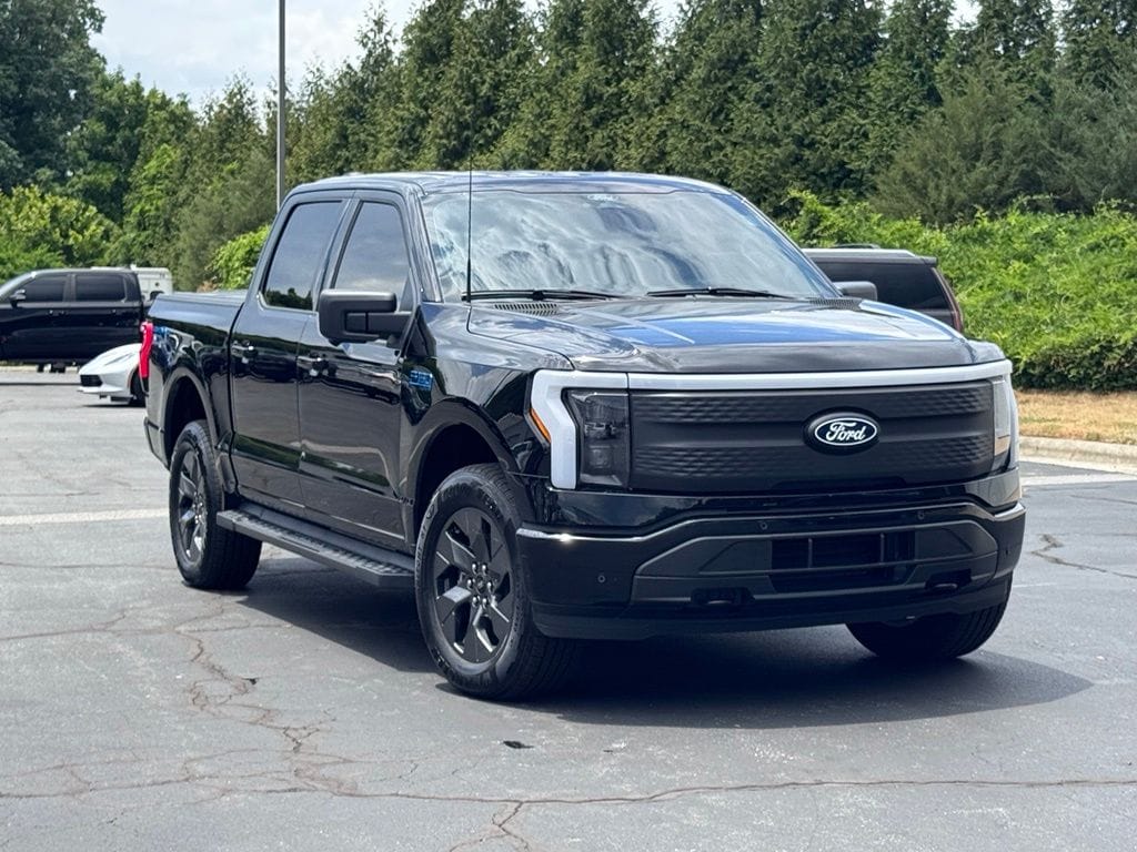 2025 Ford F-150 Lightning Truck 