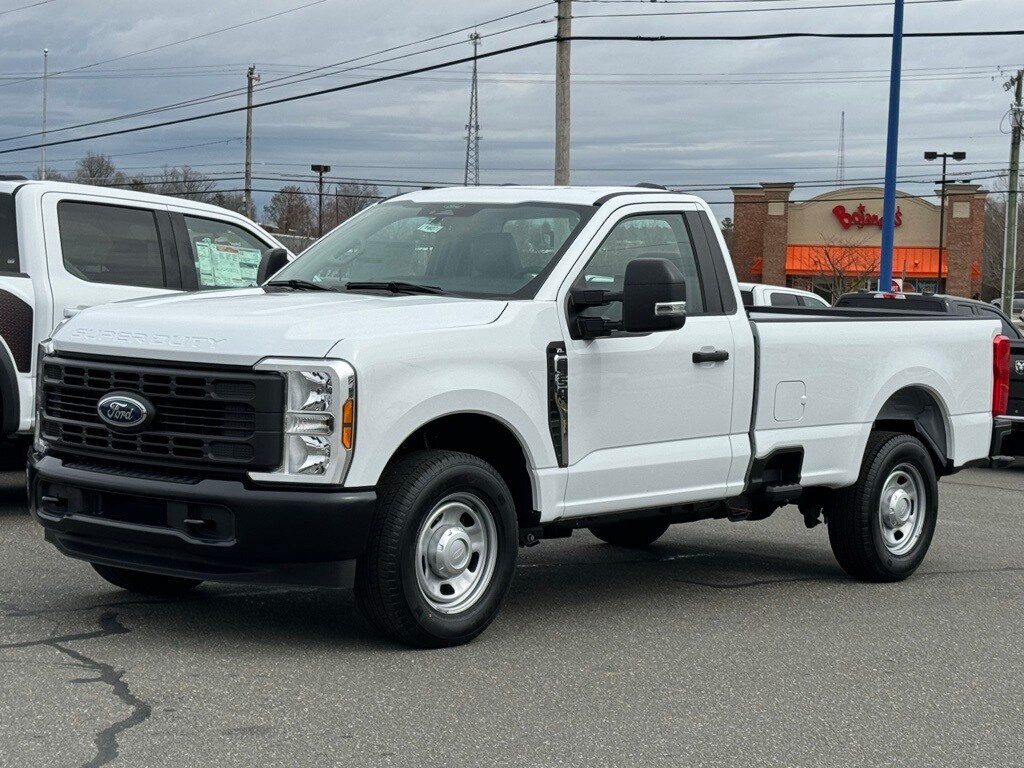 2024 Ford F-350 photo 2