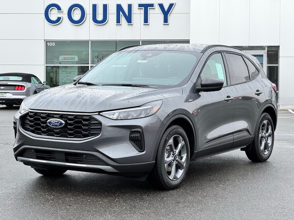 2025 Ford Escape ST-Line photo 2
