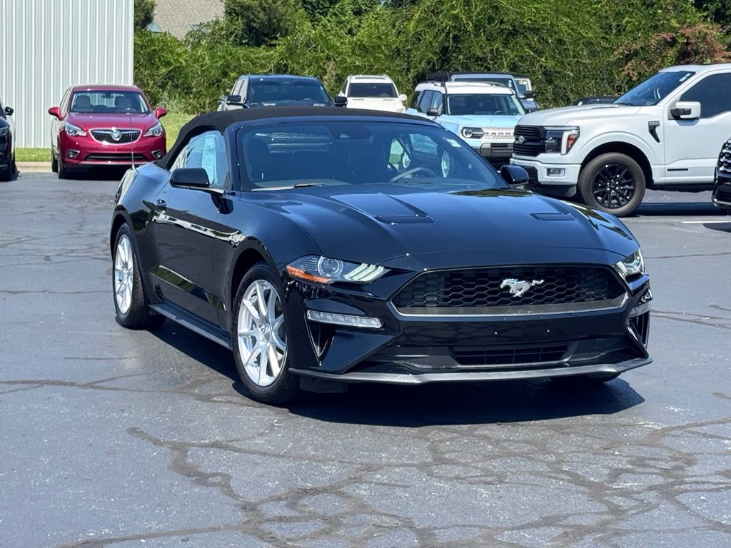 2022 Ford Mustang Convertible 