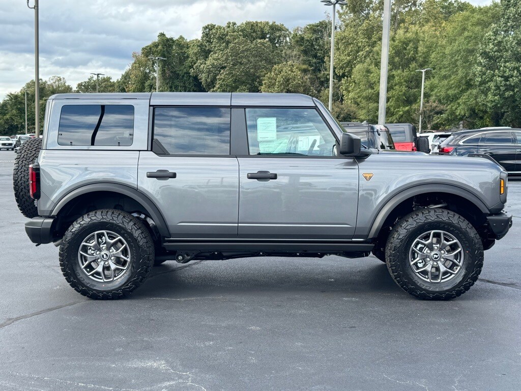 New 2025 Ford Bronco Badlands SUV