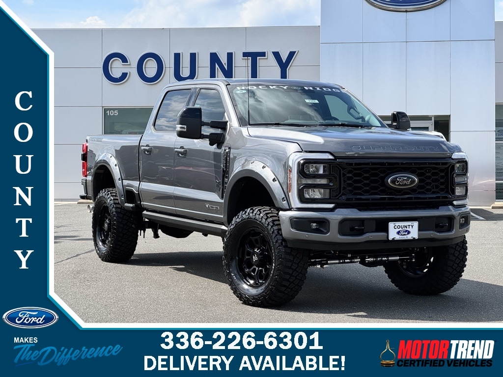 2025 Ford F-250 Super Duty Lariat's photo