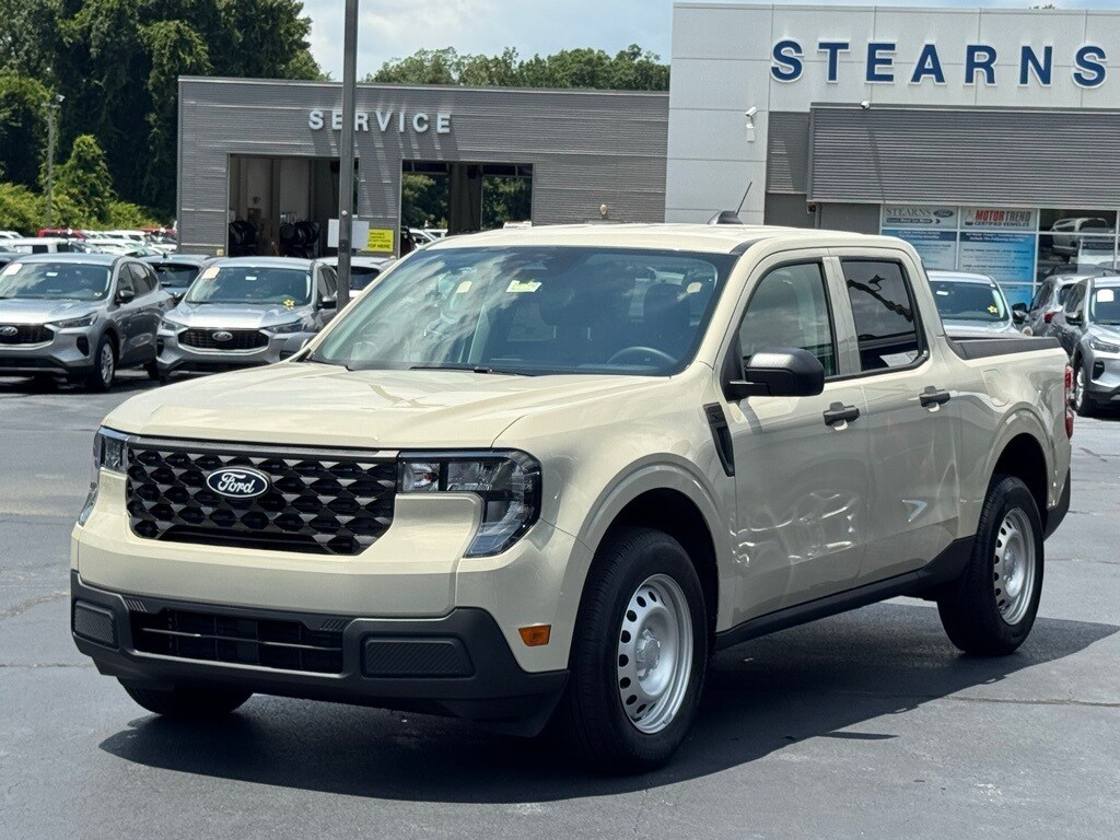 New 2025 Ford Maverick XL Truck