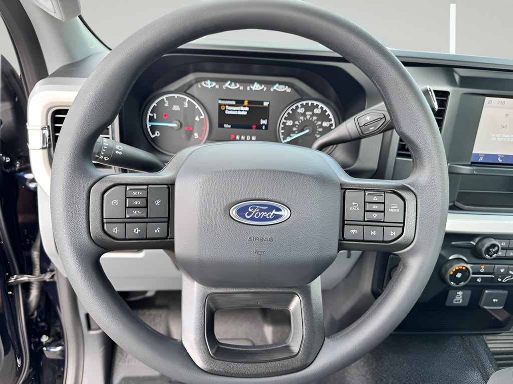 2025 Ford F-350 Super Duty XL - Photo 14