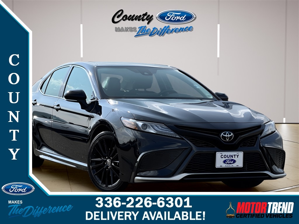 2023 Toyota Camry XSE's photo