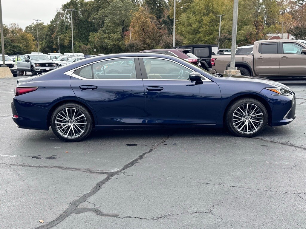 Used 2022 Lexus ES 350 Sedan