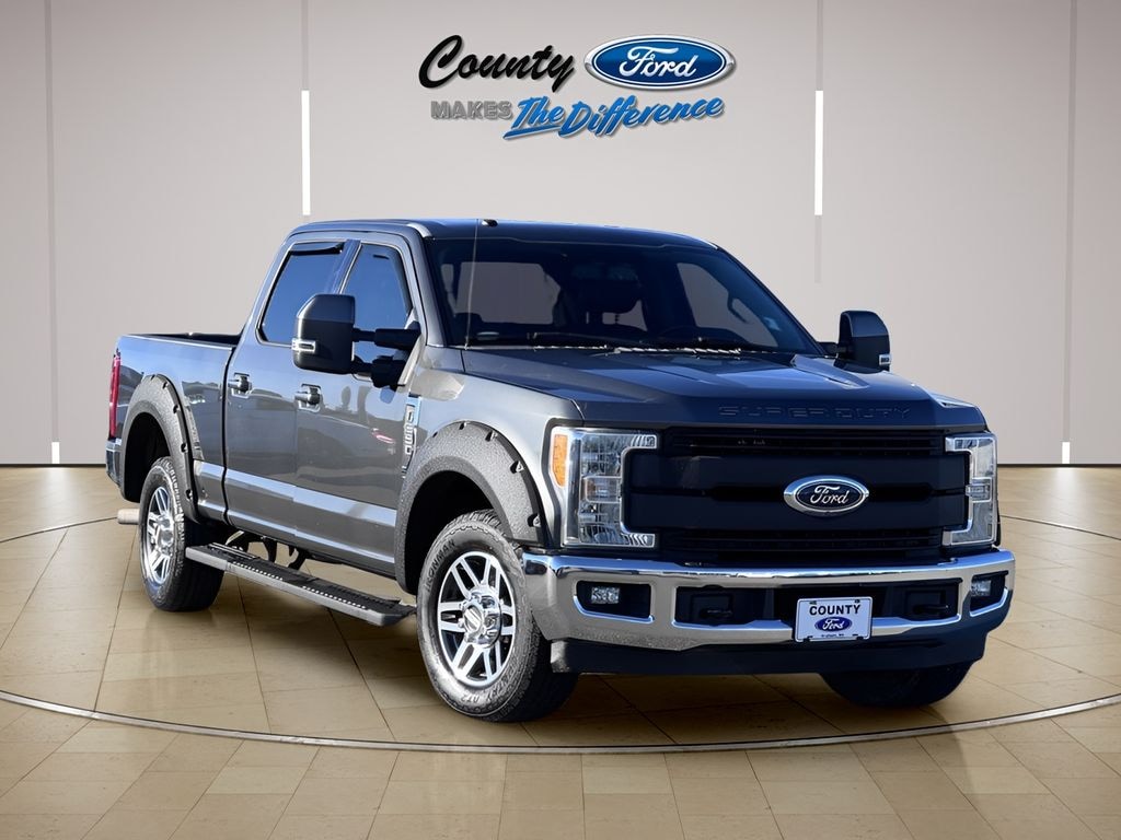 Used 2017 Ford F-350SD Lariat Truck