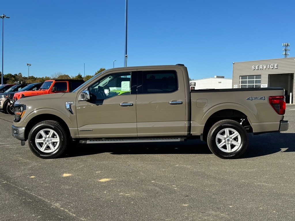 New 2025 Ford F-150 XLT Truck