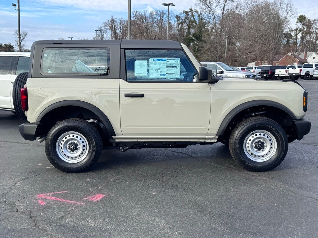 New 2025 Ford Bronco Base SUV