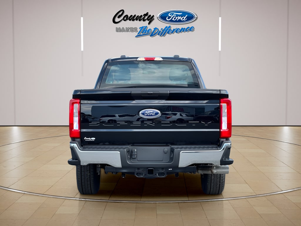 2025 Ford F-350 Super Duty XL - Photo 14