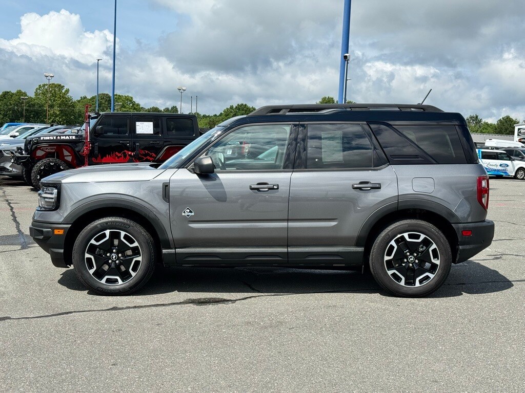 2022 Ford Bronco Sport Outer Banks photo 3