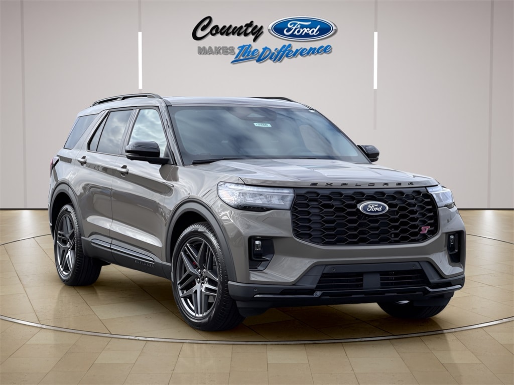 2026 Ford Explorer ST's photo