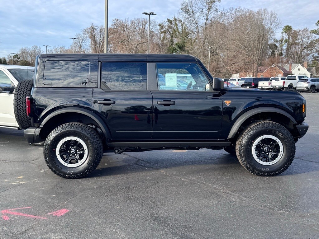 New 2025 Ford Bronco Badlands SUV